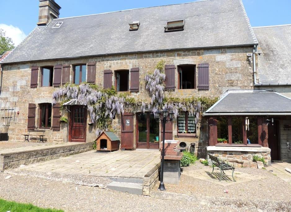 Villa Bienvenue A La Seliniere ! Champ-du-Boult Esterno foto