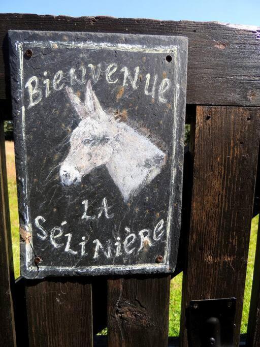 Villa Bienvenue A La Seliniere ! Champ-du-Boult Esterno foto